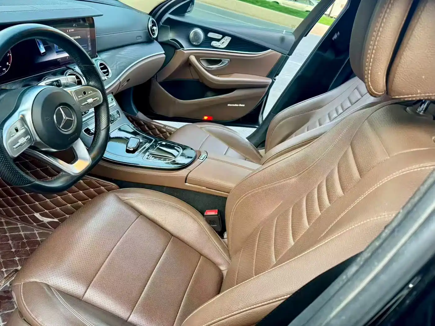 Mercedes-Benz E-Class 2019 E 300 L Sport Fashion фото 6