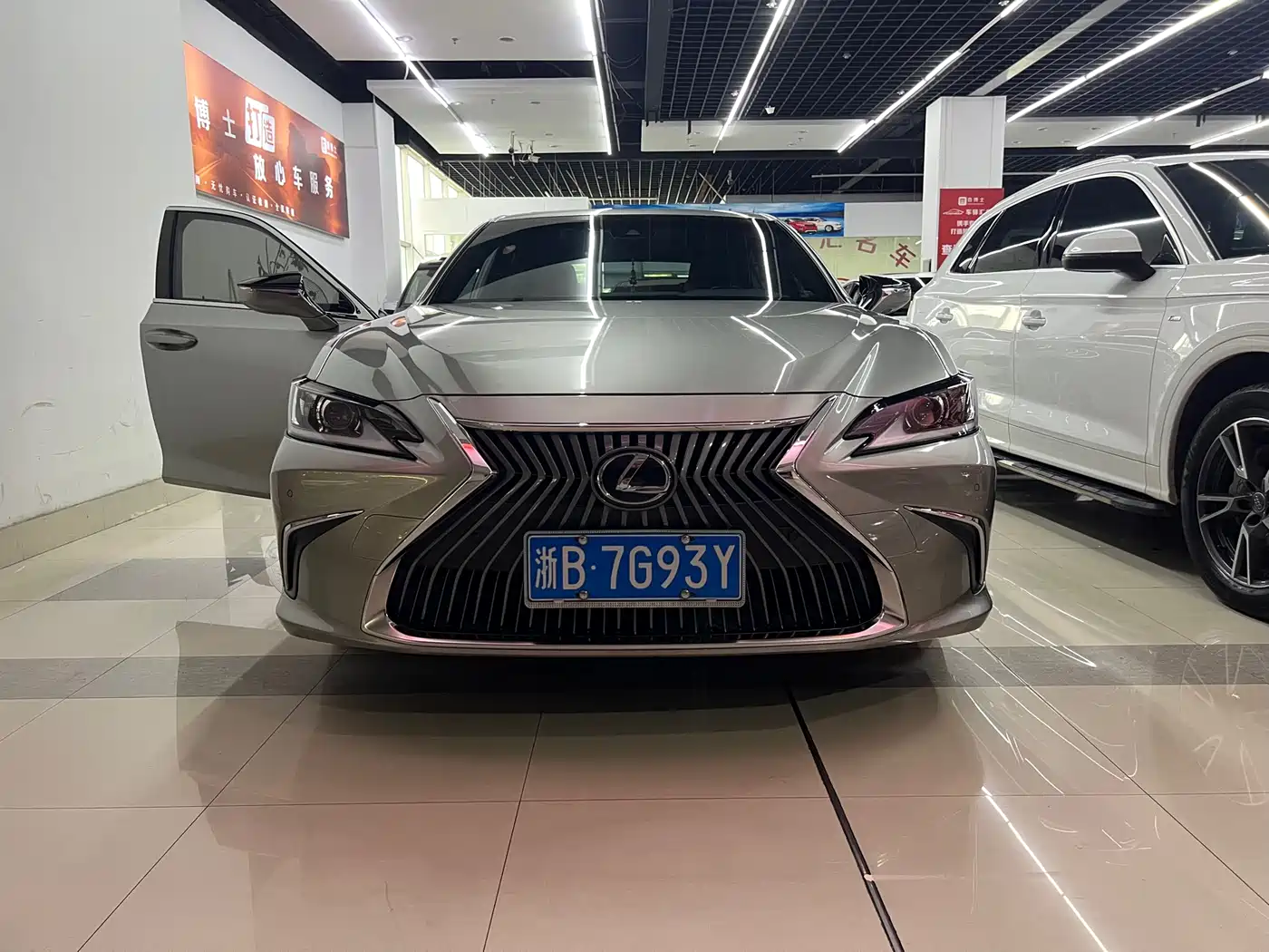 Lexus ES 2020 200 Excellence фото 2