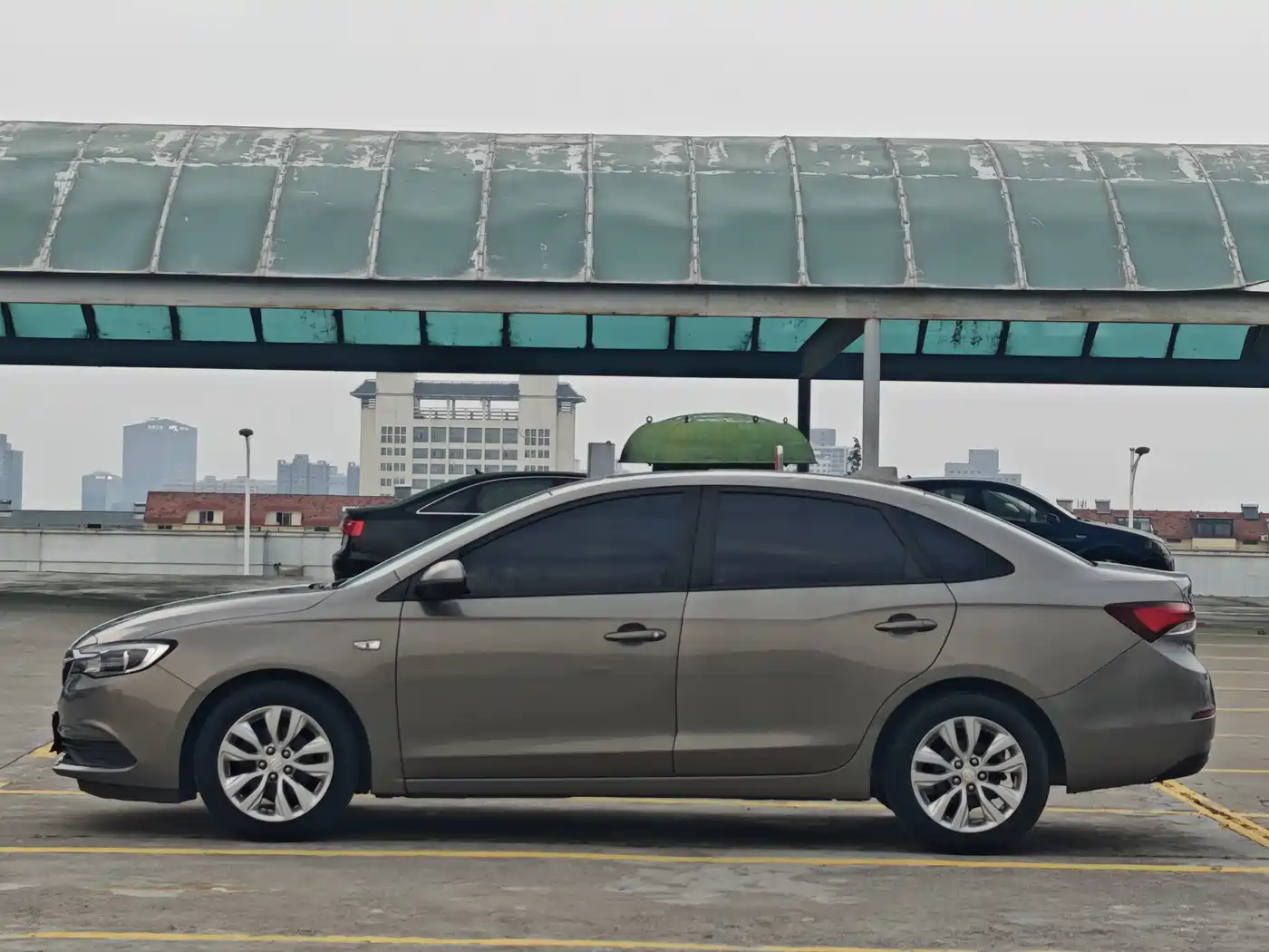 Buick Excelle 2018 15T Dual Clutch Elite (China V) фото 7