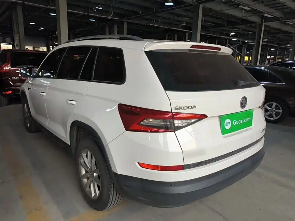 Škoda Kodiaq 2018 Facelift TSI330 5-seat 2WD Comfort Edition фото 5