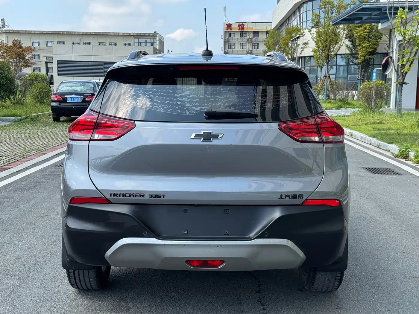 Chevrolet Trax 2020 2019 Redline 335T CVT Extreme Edition (China VI)
