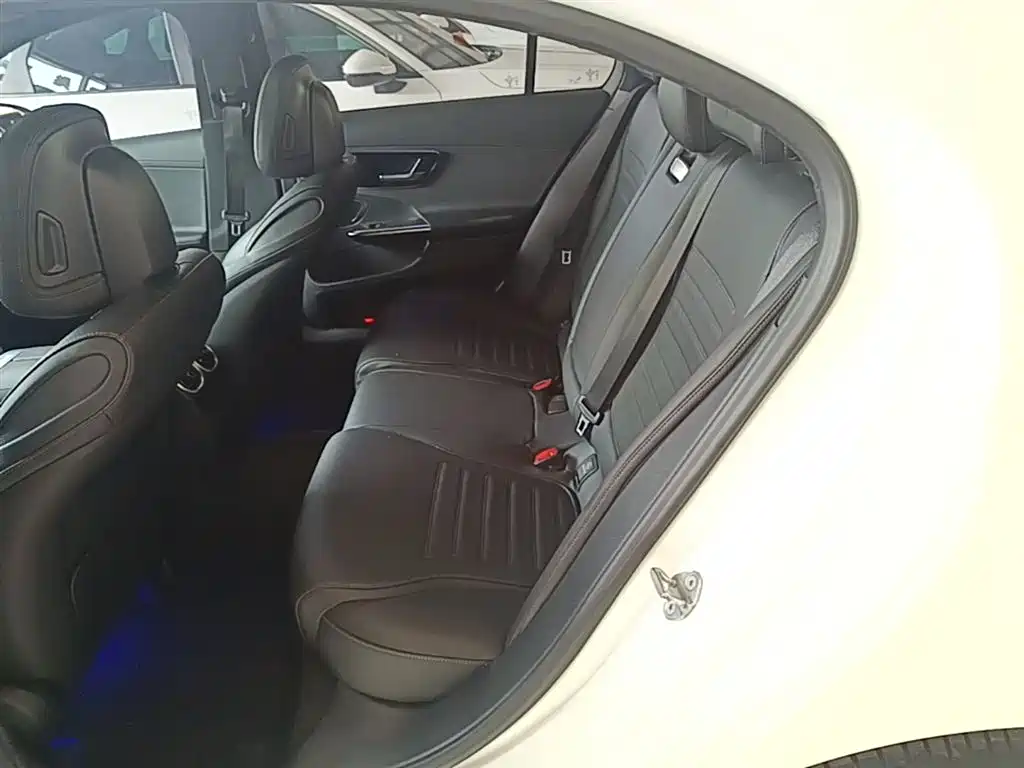 Mercedes-Benz C-Class 2022 C 200 L Sport Version фото 17