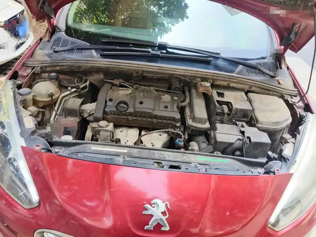 Фото 3 - Peugeot 308