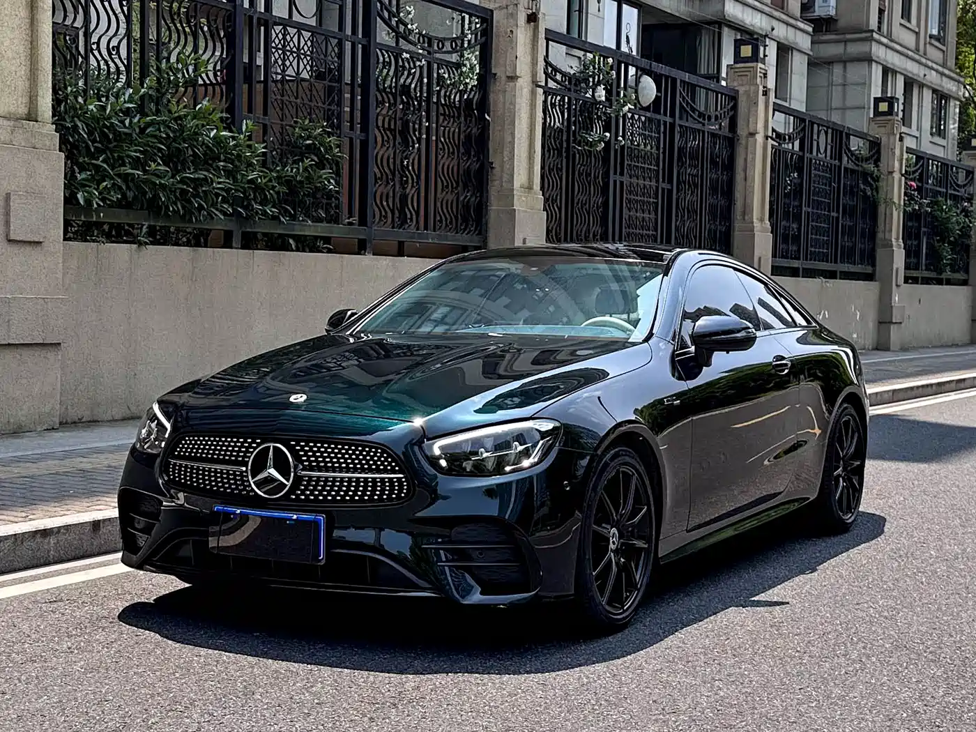 Mercedes-Benz E-Class (Import) 2023 E 260 Coupe