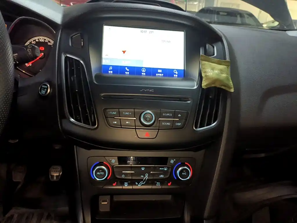 Ford Focus (Import) 2018 2018 2.0T ST Standard