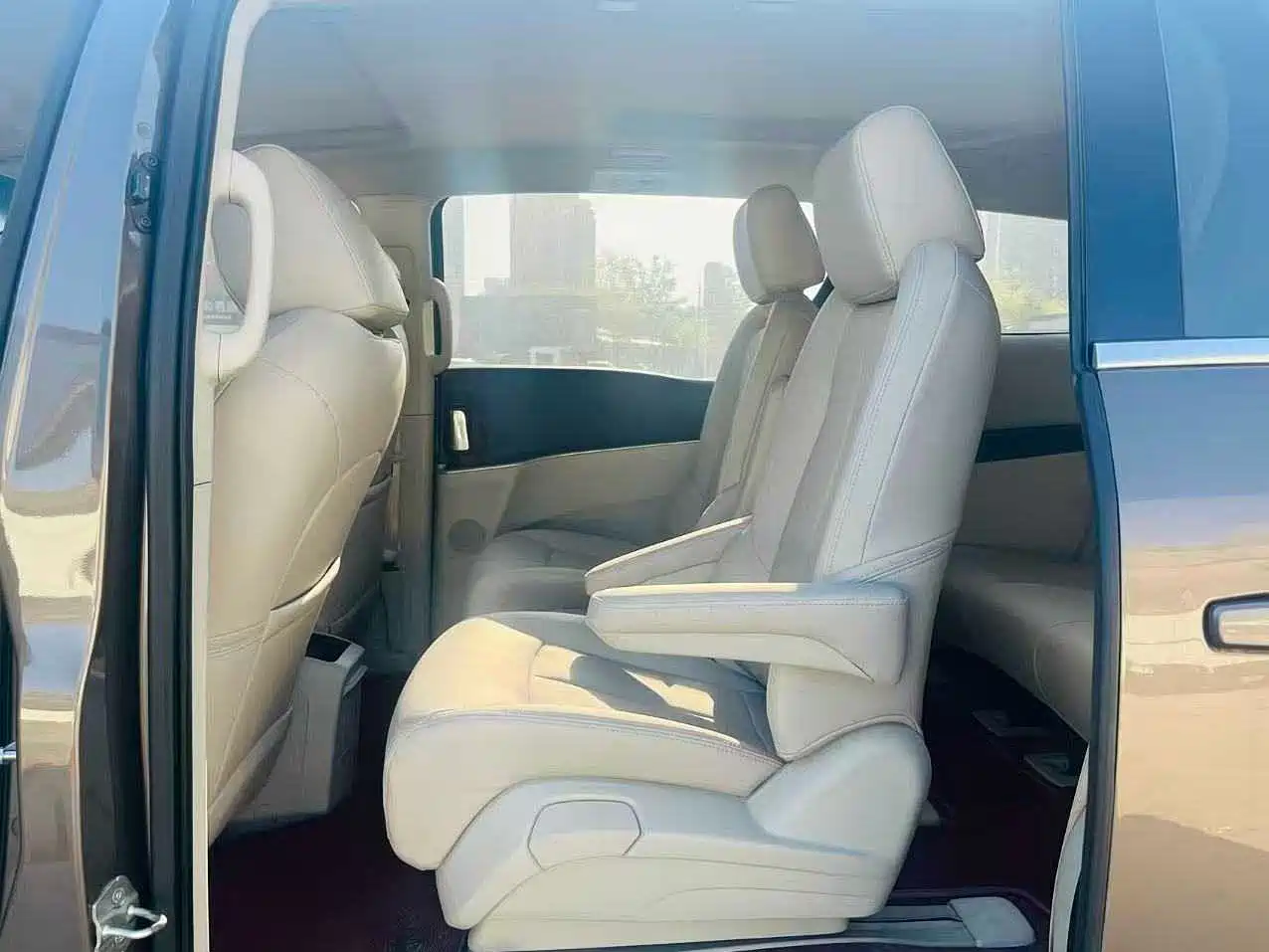 Buick GL8 2023 Model Land Business Class Comfort фото 9