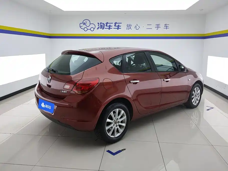 Фото 3 - Buick Excelle