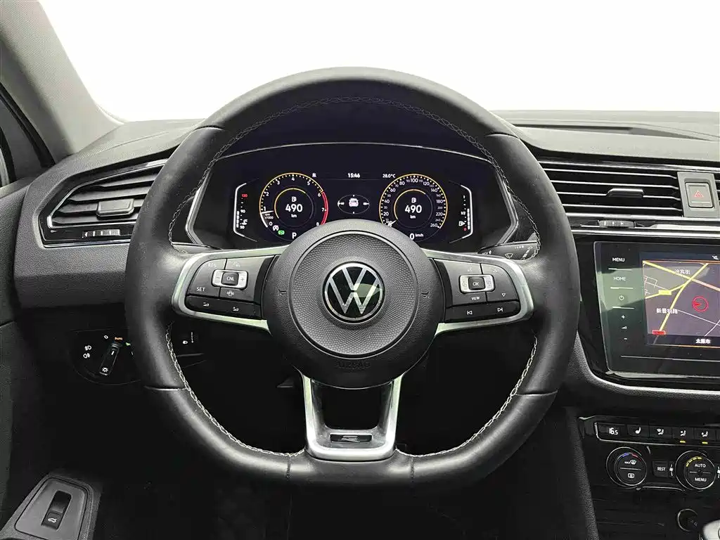 Volkswagen Tiguan L 2021 330TSI Automatic 2WD R-Line Premium фото 9