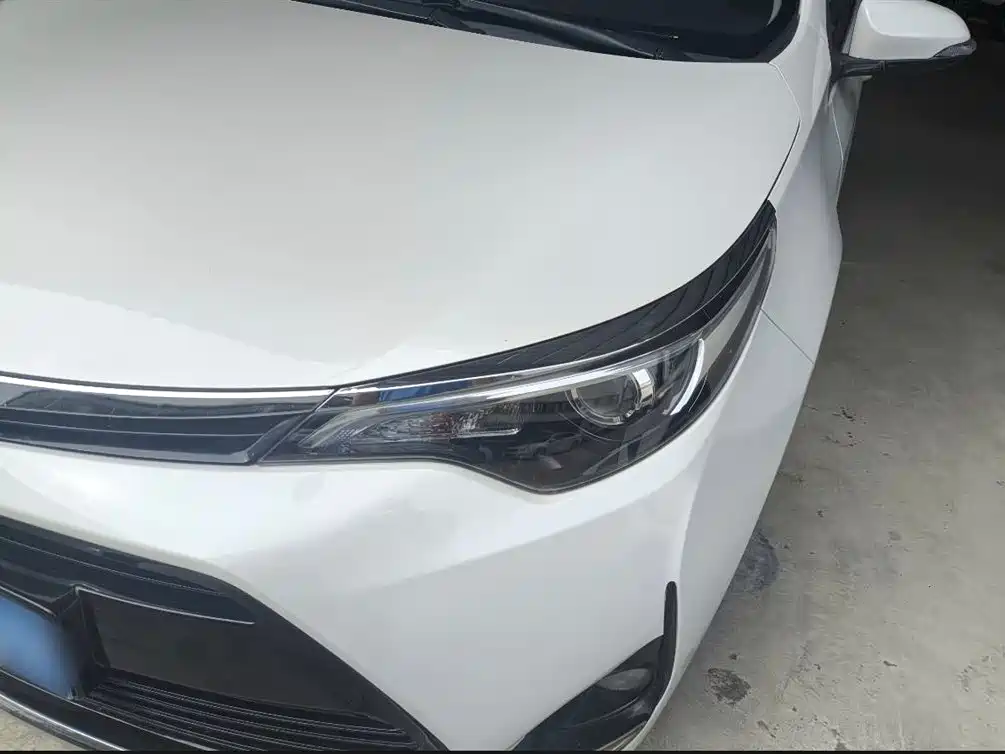 Toyota Levin 2018 185T CVT Premium Edition China V фото 10