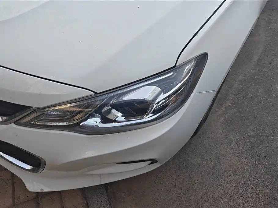 Chevrolet Cavalier 2016 1.5L Automatic Delight Edition фото 5