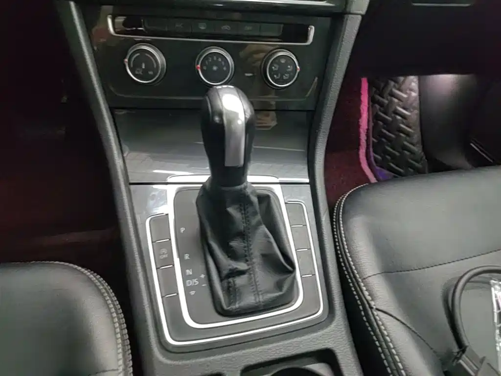 Volkswagen Golf 2020 280TSI DSG Comfort фото 14