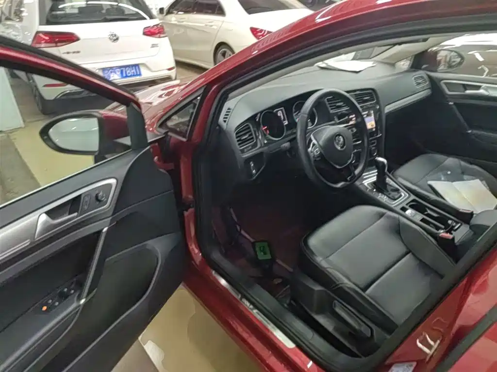 Volkswagen Golf 2020 280TSI DSG Comfort фото 16