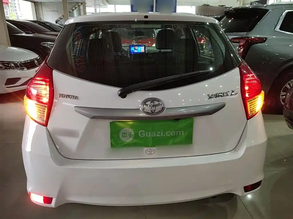 Toyota YARiS L Zhi Xuan 2015 1.5E Auto Charming Edition фото 6