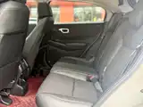Photo 11 - Honda Vezel