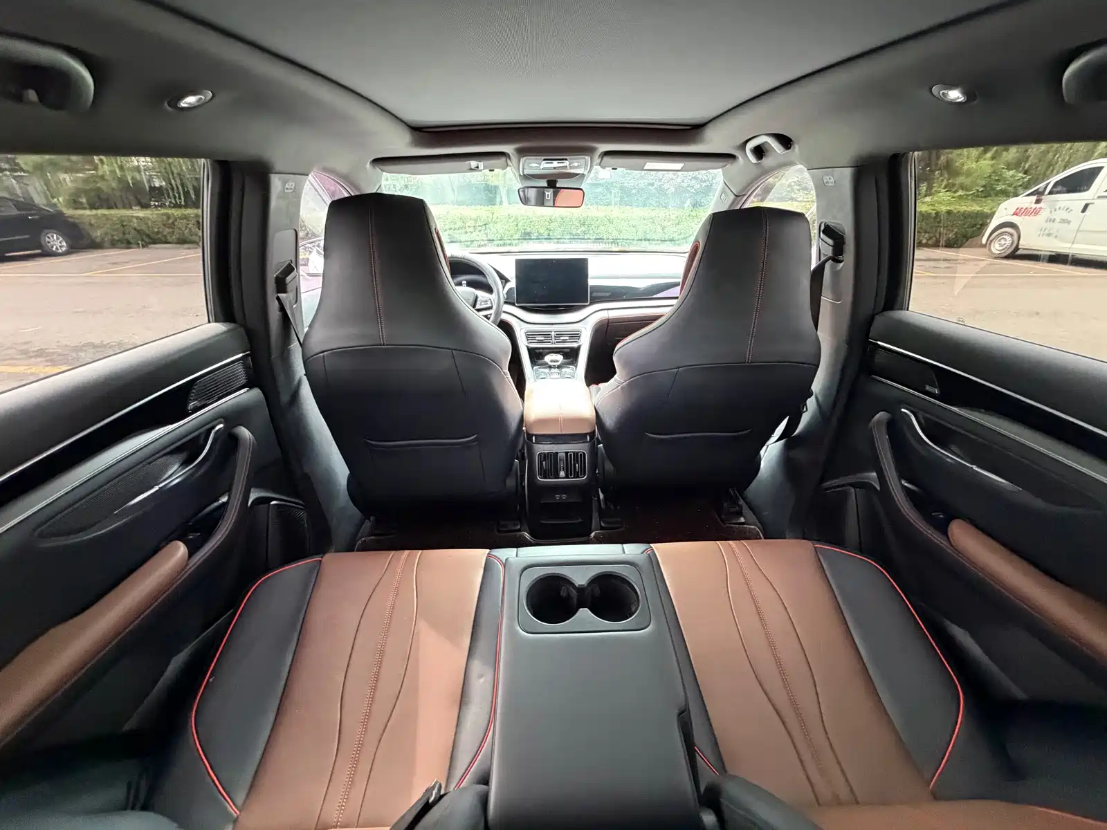 Фото 8 - BYD Song PLUS