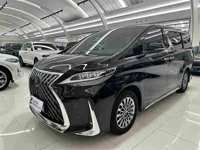 Lexus LM