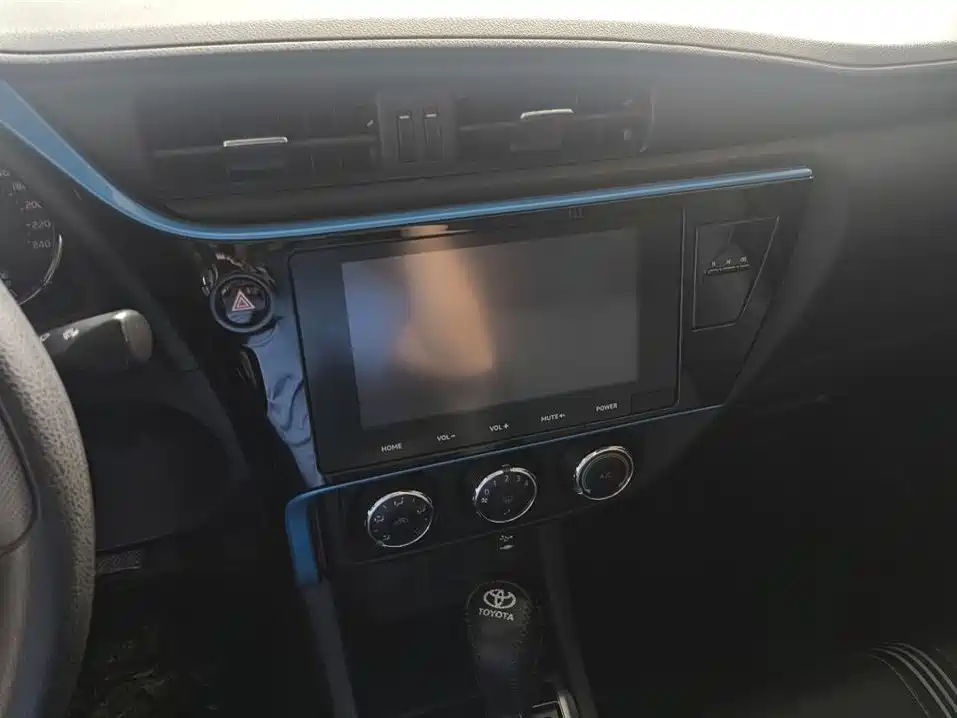 Toyota Levin 2018 185T CVT Premium Edition China V фото 14