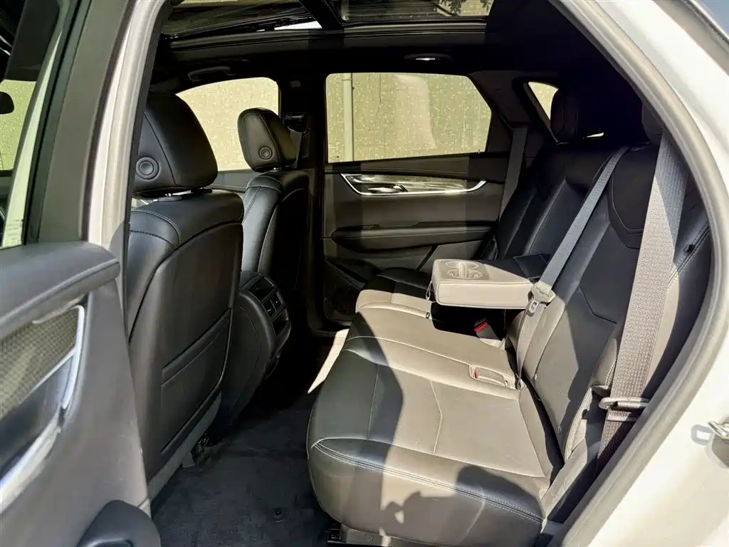 Cadillac XT5 2021 28T AWD Leading Sport фото 5