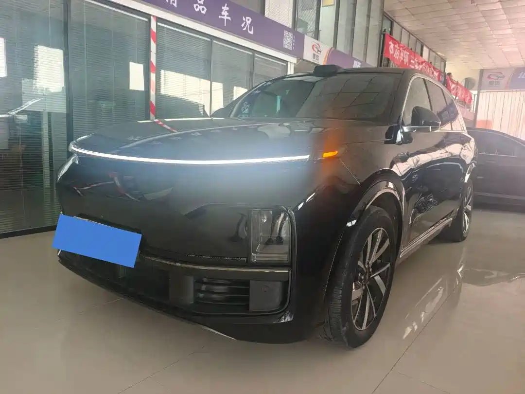 Li Auto L8 2023