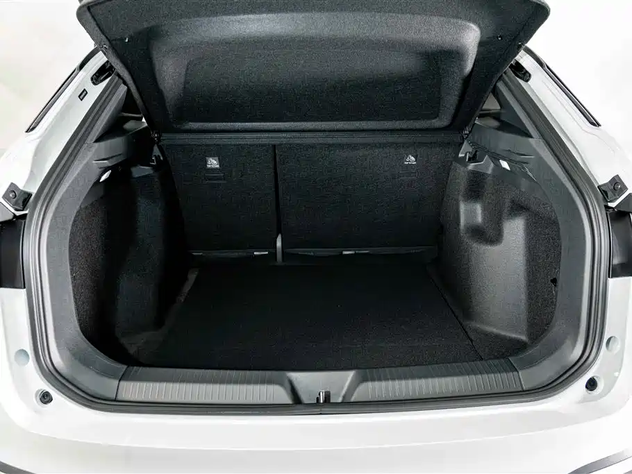Volkswagen ID.4 X 2026 2025 Facelift Smart Outstanding Edition