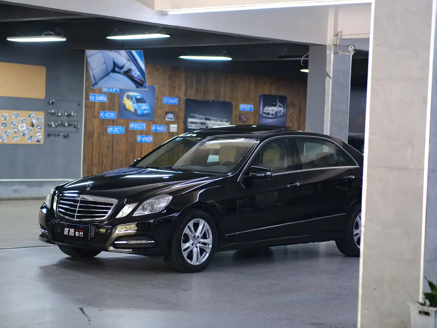 Mercedes-Benz E-Class 2011 E 300 L Fashion Premium фото 3