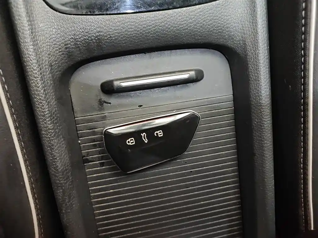 Volkswagen ID.3 2024 Pure Smart Edition фото 9