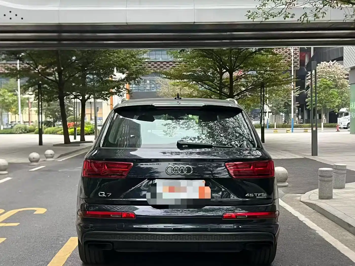 AUDI Q7