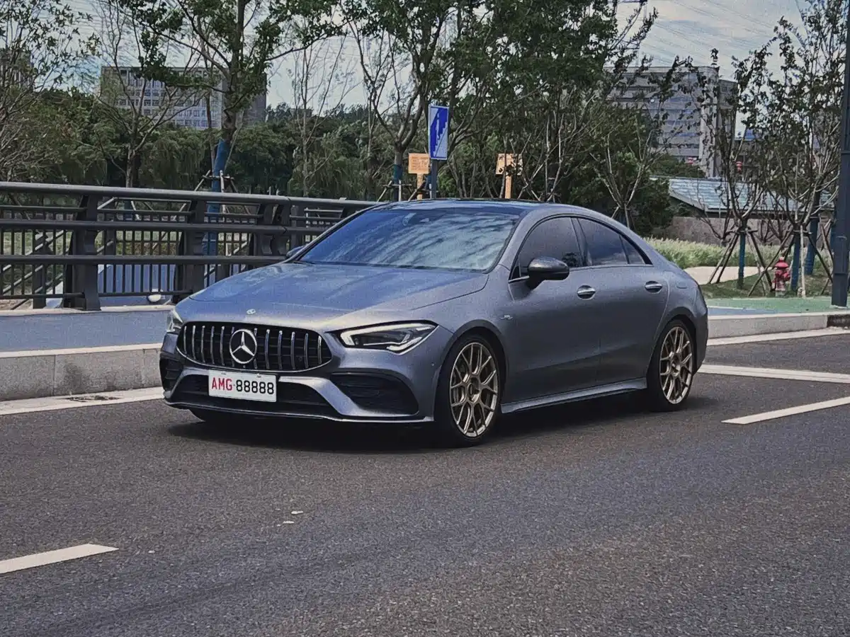 Mercedes-Benz CLA AMG