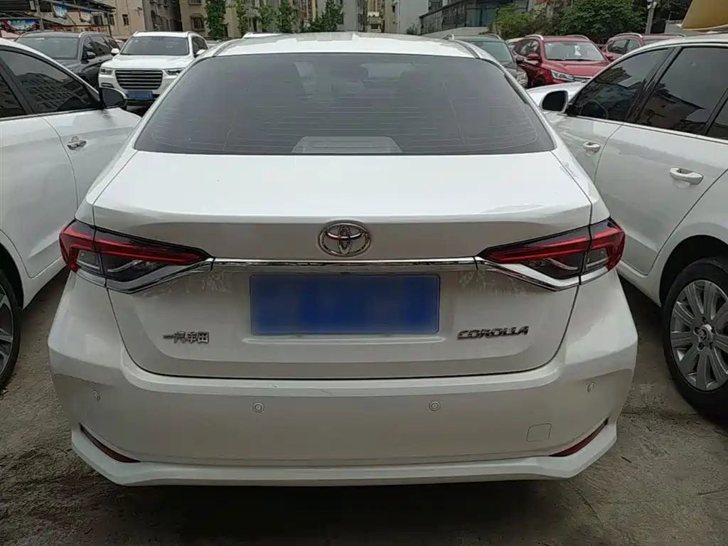 Toyota Corolla 2021 TNGA 1.5L CVT Elite Edition фото 6