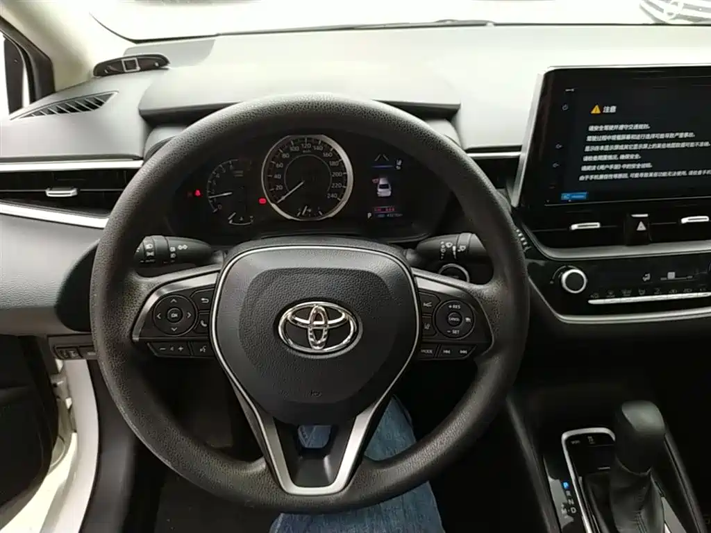 Toyota Corolla 2021 TNGA 1.5L CVT Elite Edition фото 11