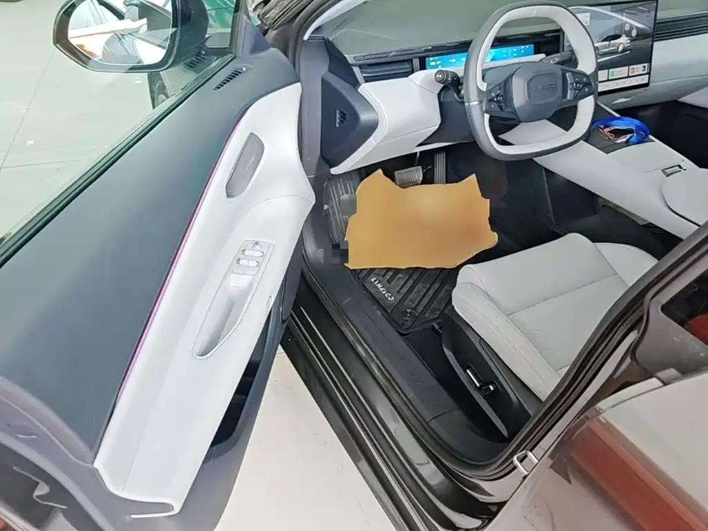 Lynk & Co Z10 2026 2025 71kWh 602km RWD Pro