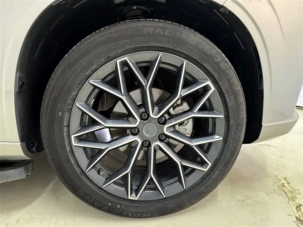 Photo 10 - Changan Oshan Z6