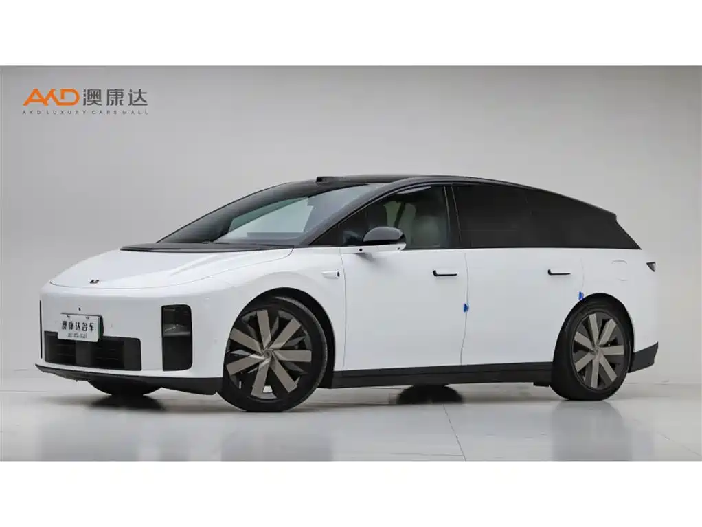 Li Auto i6 2026 2025 4WD Base Model