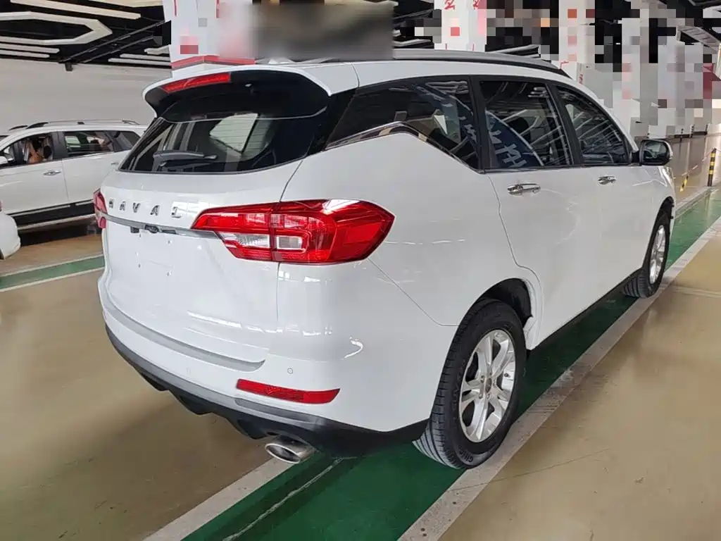 Фото 7 - Haval M6
