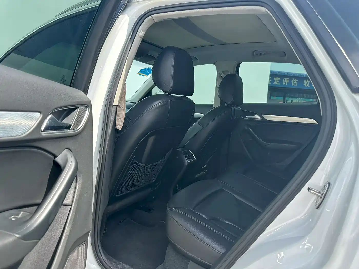 Audi Q3 2015 35 TFSI quattro Technology фото 6