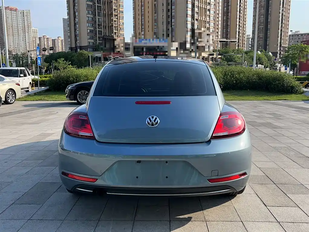 Volkswagen Beetle 2018 180TSI Easy Joy Edition фото 8