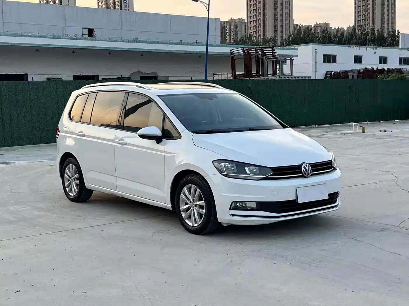 Volkswagen Touran 2020 2018 Touran L 280TSI DSG Comfort Edition 7-seater China VI