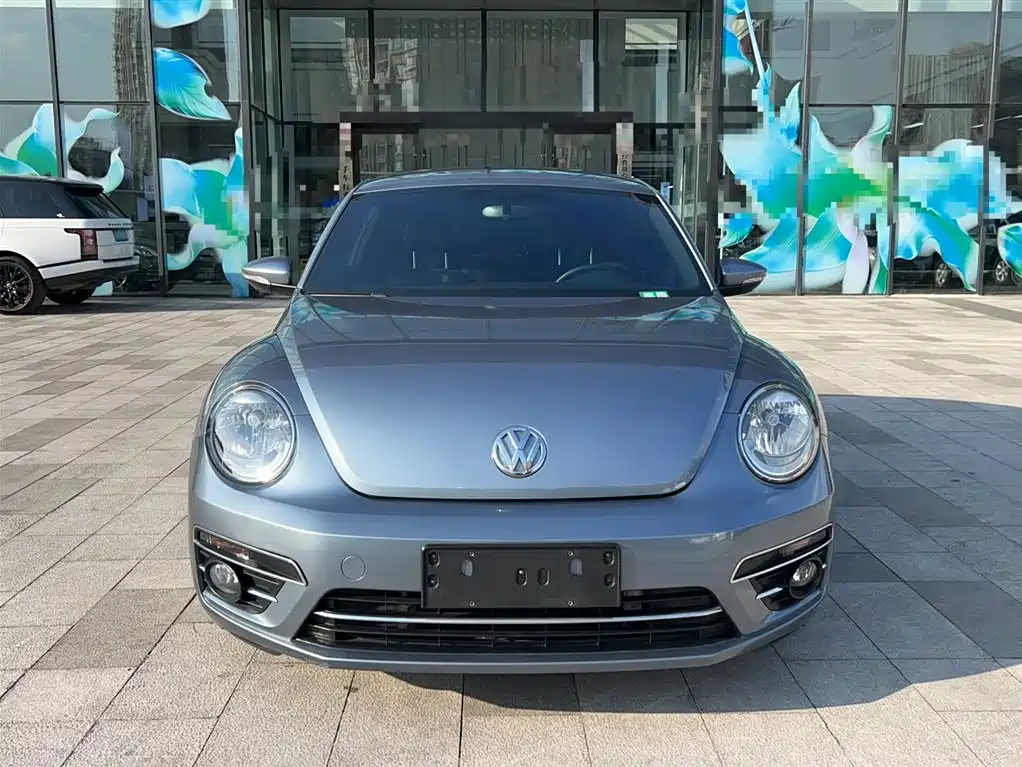 Volkswagen Beetle 2018 180TSI Easy Joy Edition фото 4
