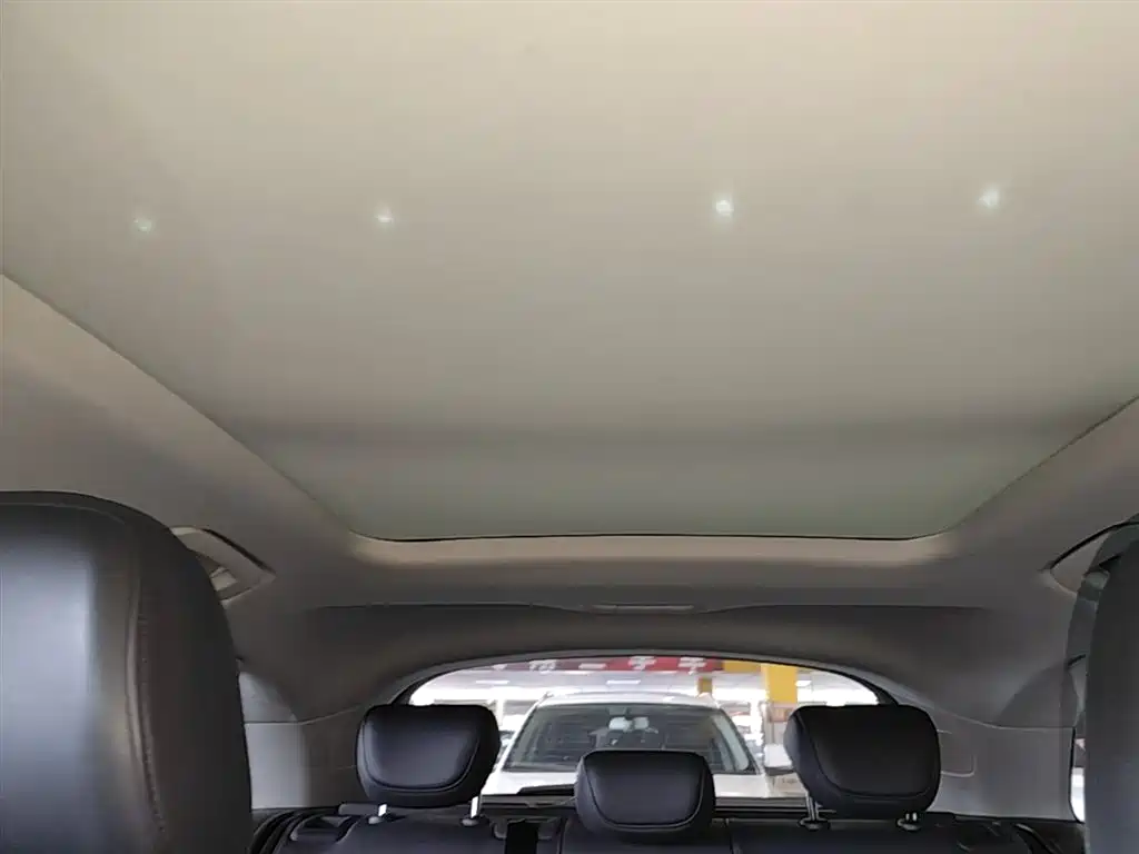 Audi Q3 2015 35 TFSI quattro Technology фото 18