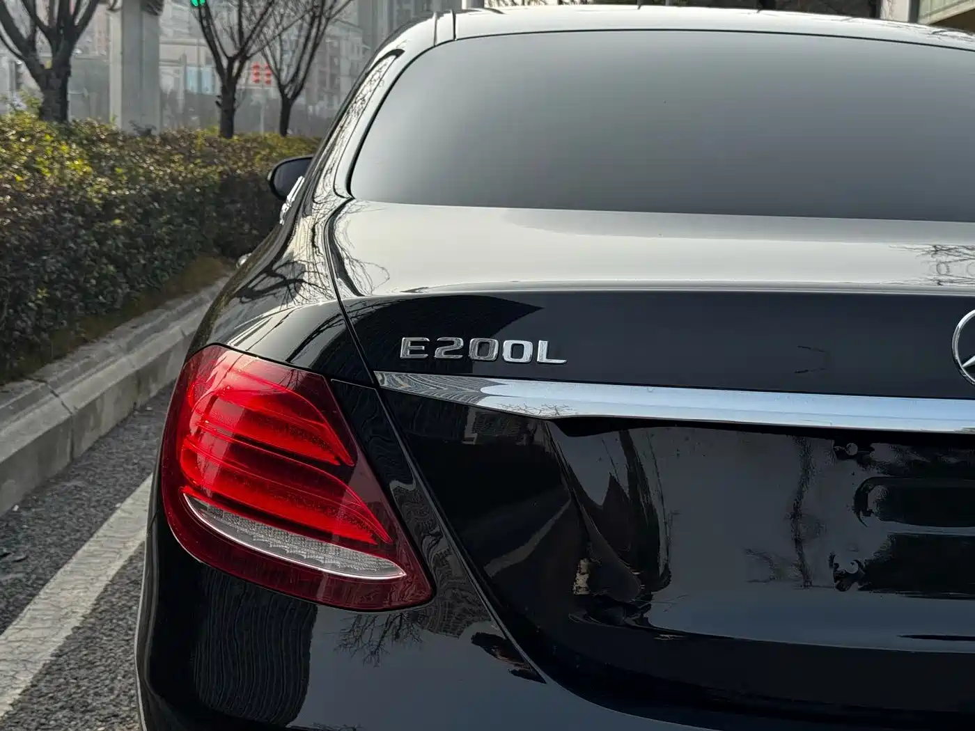 Mercedes-Benz E-Class 2016 E 200 L Sport Type фото 29
