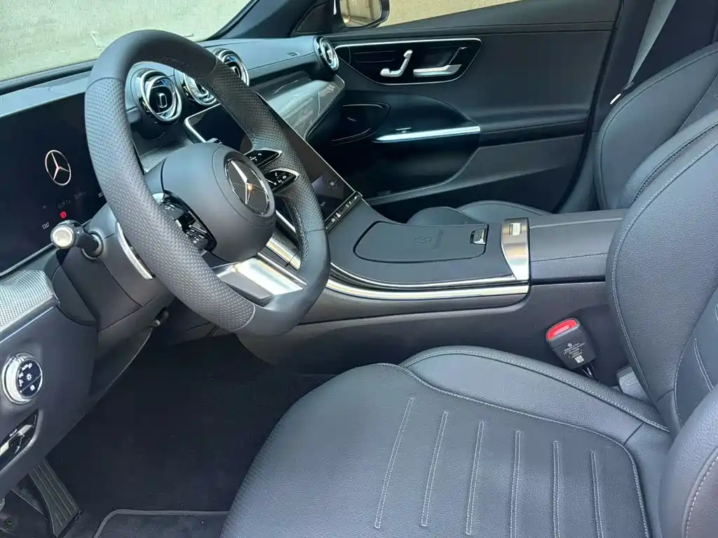 Mercedes-Benz C-Class 2024 Facelift III C 260 L Sport фото 6