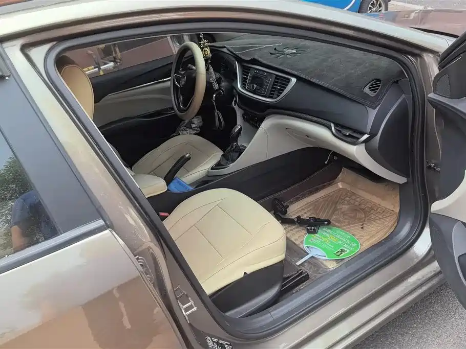 Buick Excelle 2015 15N Automatic Elite фото 8