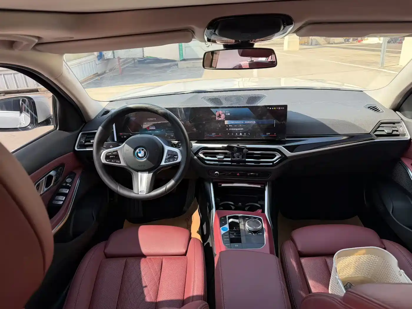 BMW i3 2024 eDrive 35 L фото 8
