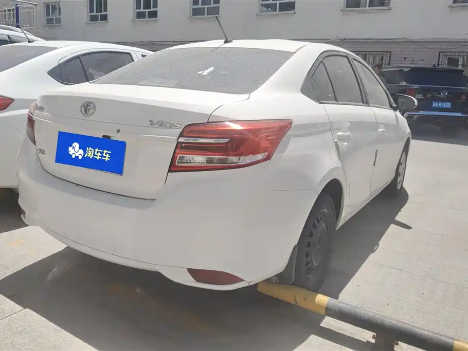 Toyota Vios 2017 1.5L CVT Pioneer фото 3