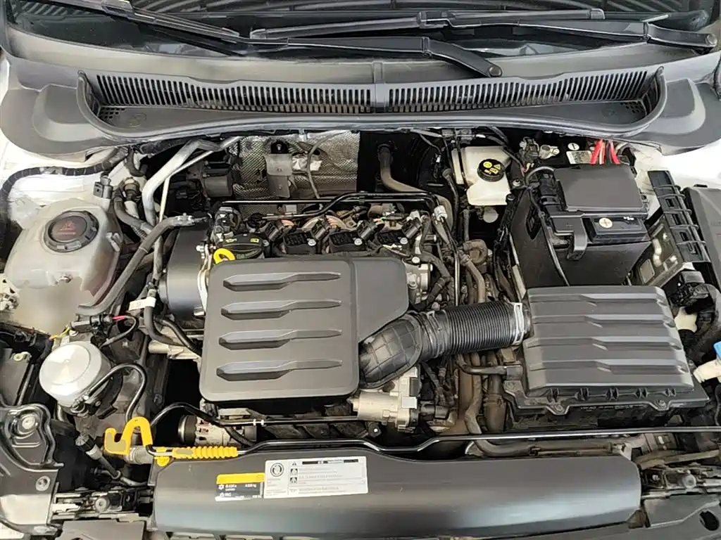 Volkswagen Polo 2023 Facelift Plus 1.5L Auto Joyful Living Edition фото 20