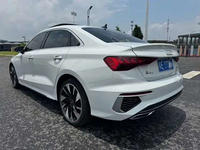 Audi A3 2023 A3L Limousine 35 TFSI Fashion Sport — фото 4