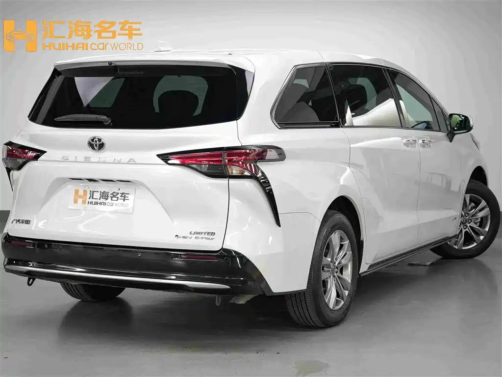 Toyota Sienna 2025 2024 2.5L Hybrid 4WD Premium Edition