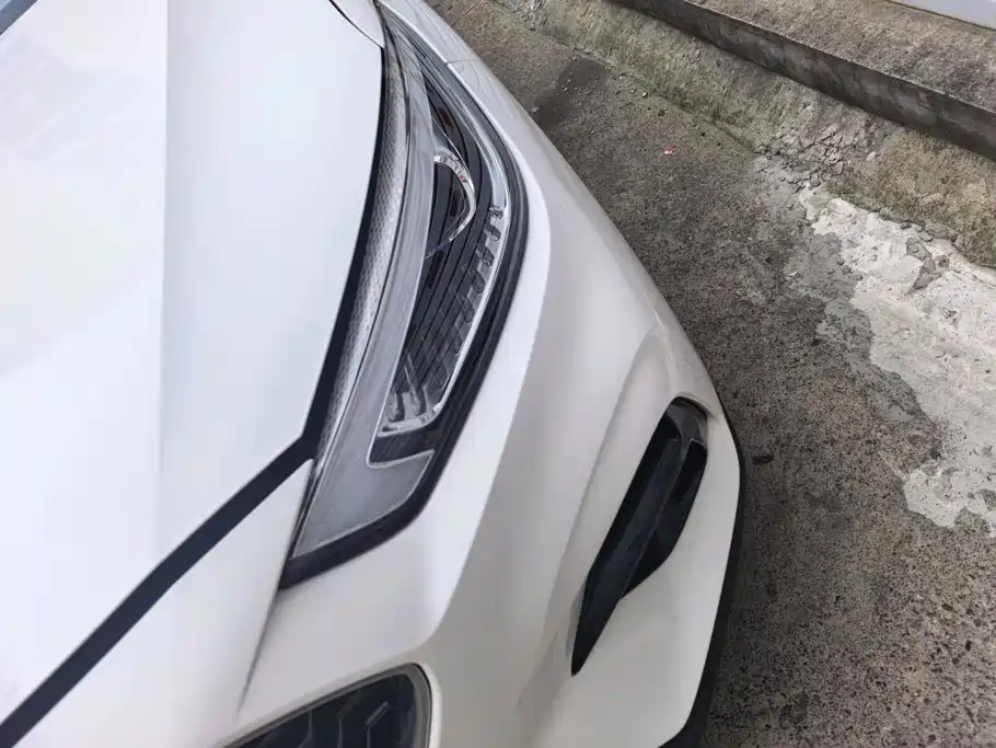 2023 MG ZS