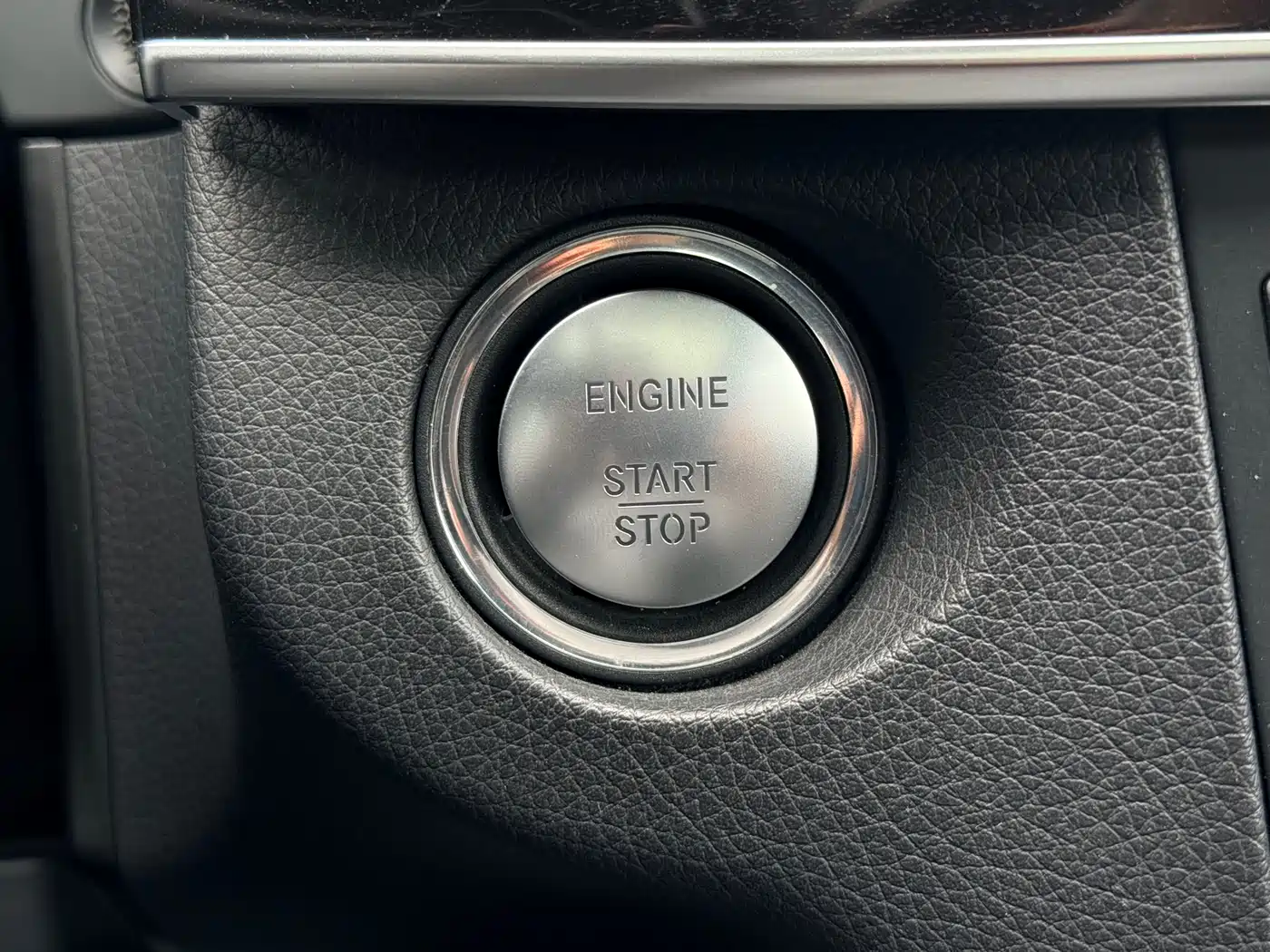 Mercedes-Benz E-Class 2015 E 260 L Sport фото 29