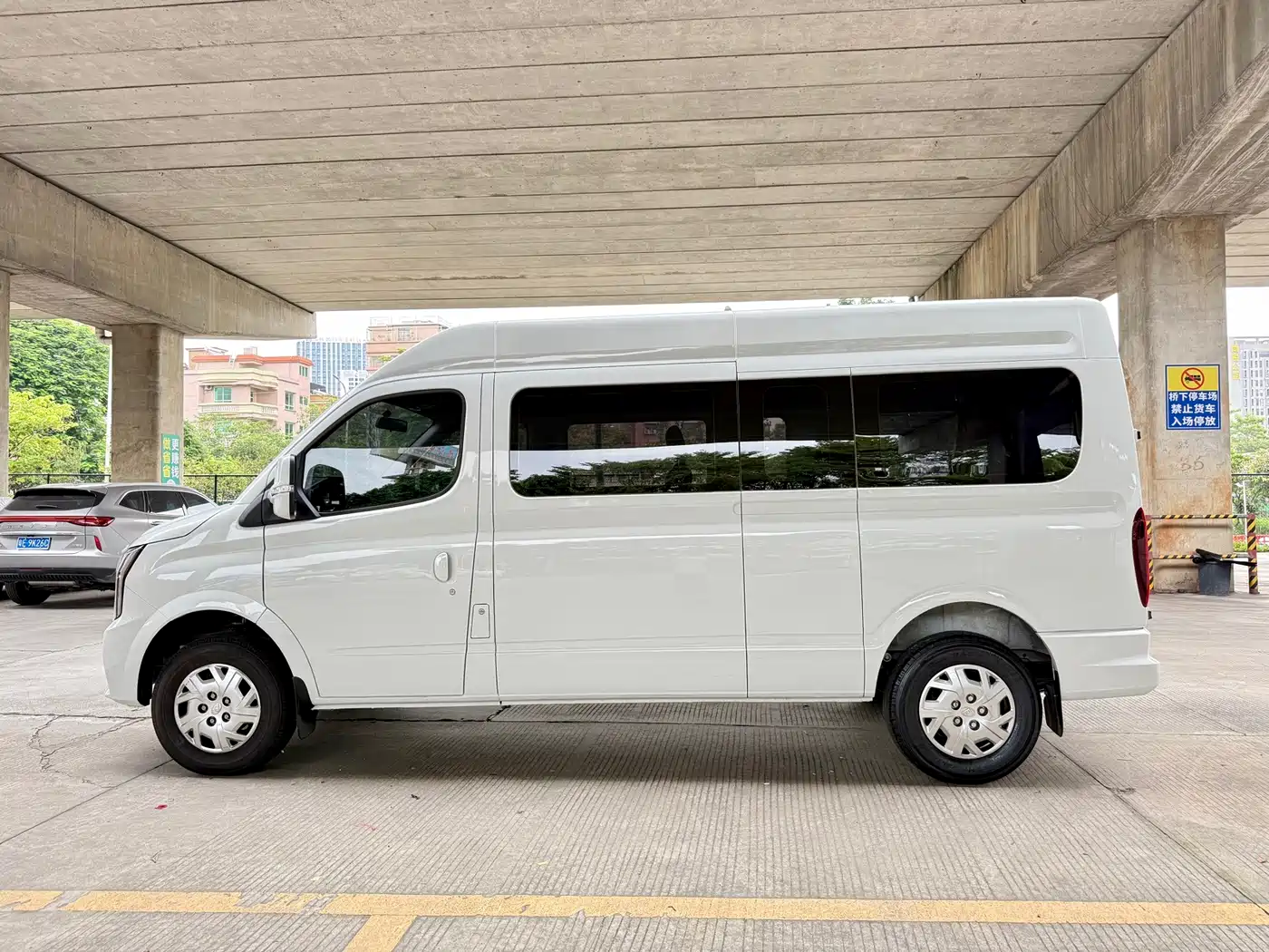 Maxus Xintu V80 2026 2025 Model PRO Aoyun 2.0T Automatic Long Wheelbase Medium Roof 6/7/8/9-seater
